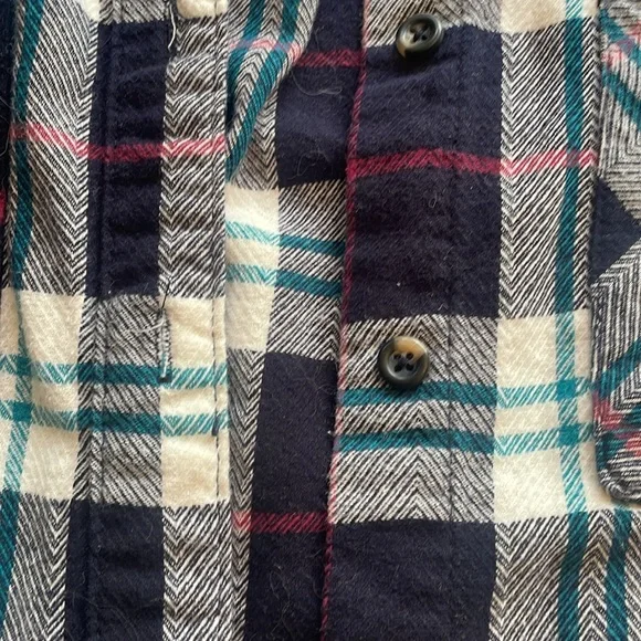 Cropped Flannel - Picture 7 of 13
